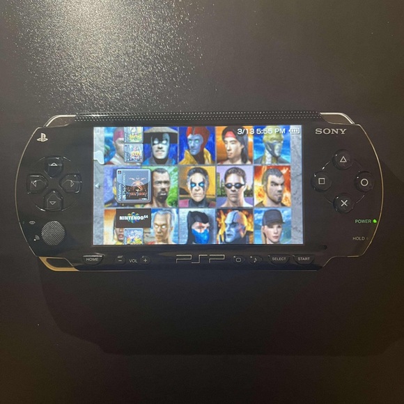 Sony PSP - Picture 2 of 14